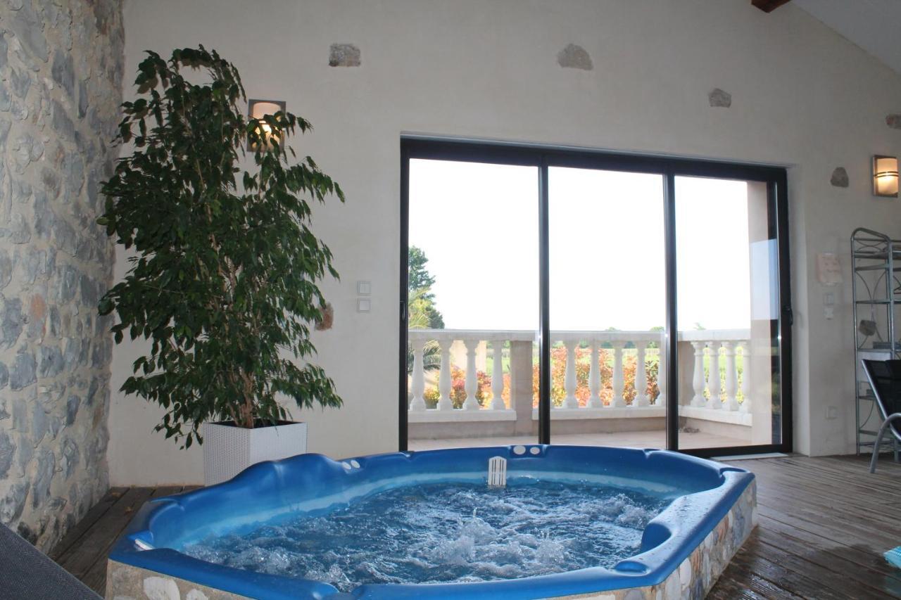 Domaine De L'Aube Des Temps Villa Raissac-d'Aude Exteriör bild